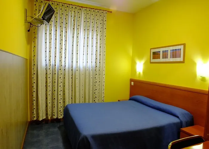 Hostal Los Claveles Torrejón de Ardoz